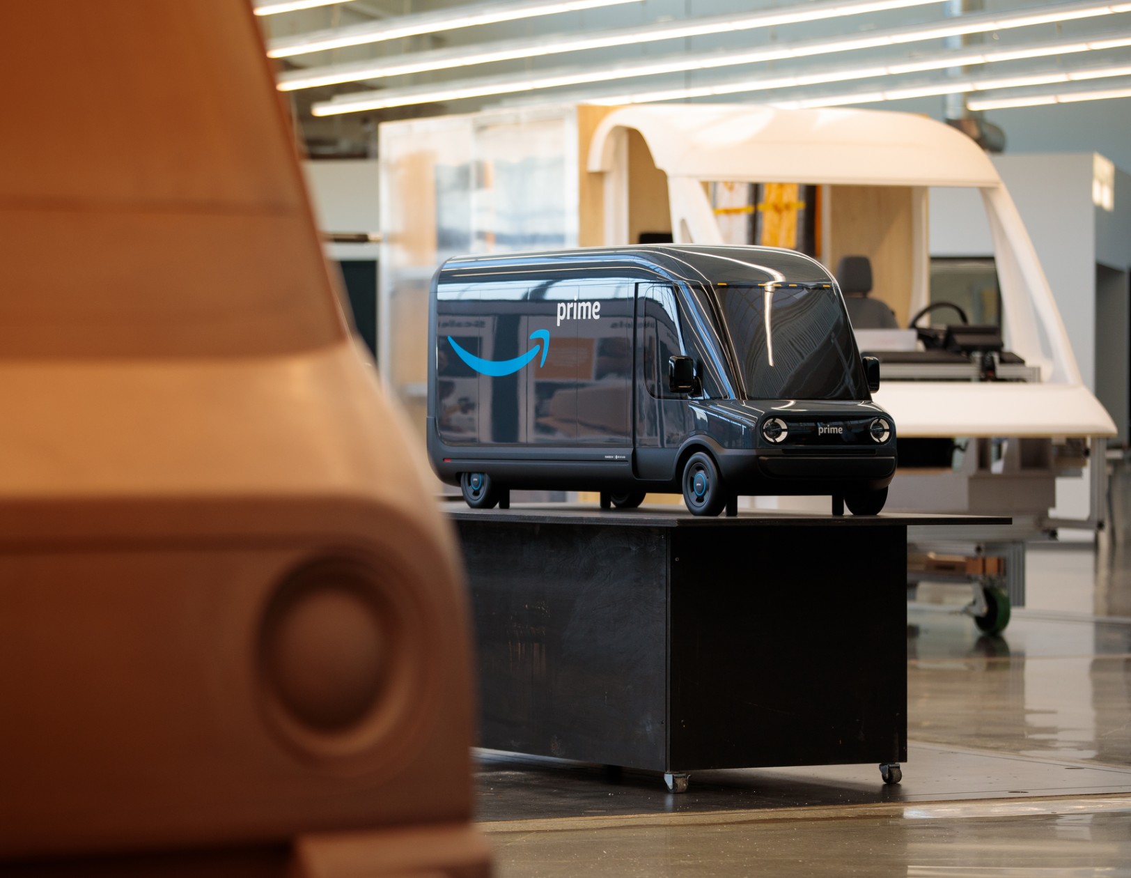 rivian, amazon, car, delivery