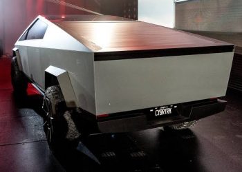 Tesla Cybertruck rear images