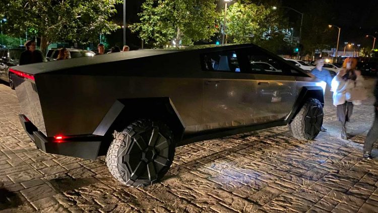Tesla Cybertruck back view looks like a big box on a wheel and yes because that's how the Cybertruck was built.