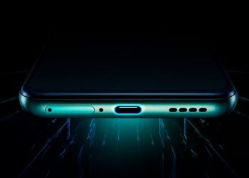 RealMe X50 Pro 5G 65W charging