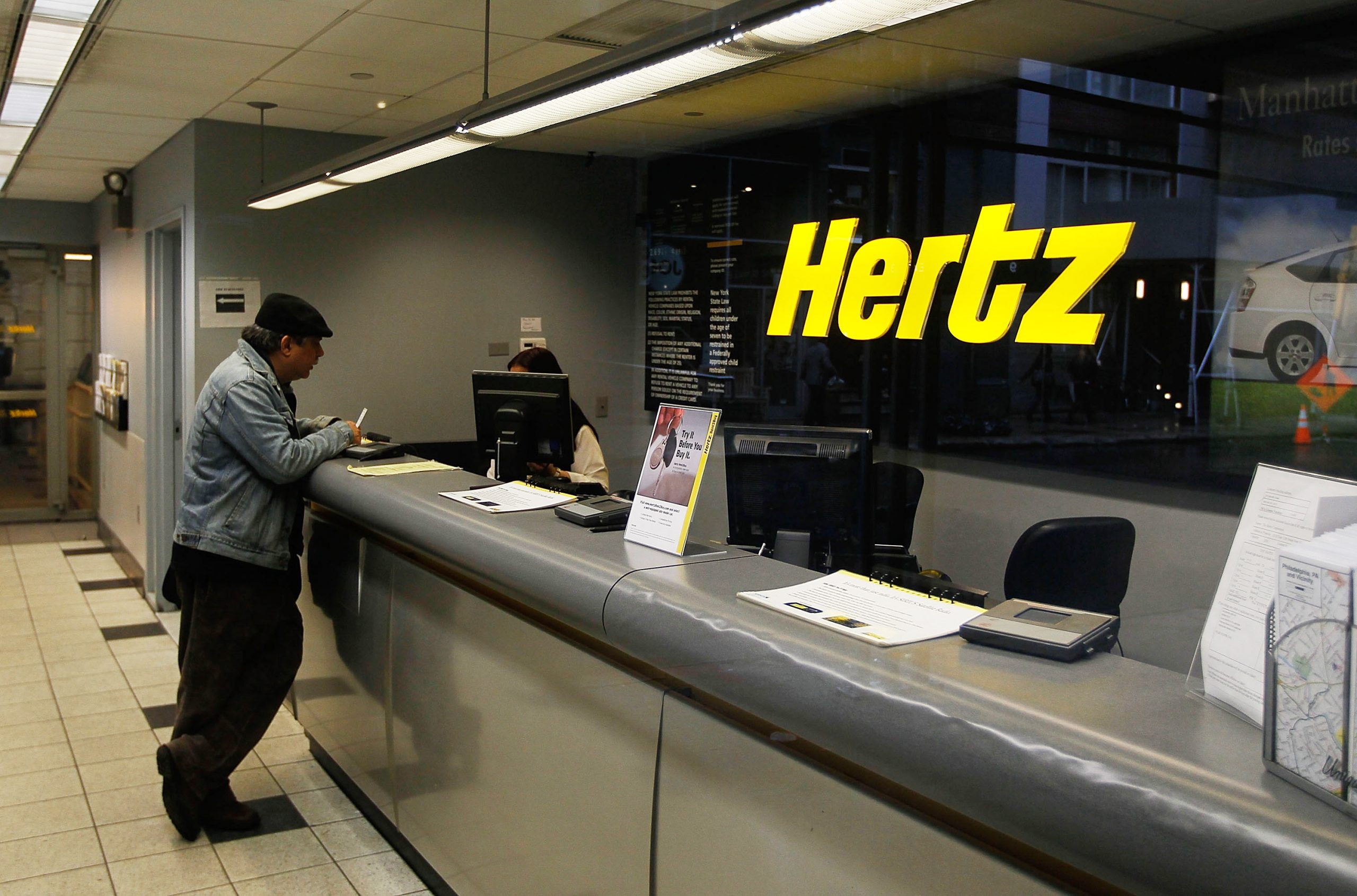 Hertz is giving free car rentals to health workers in NYC