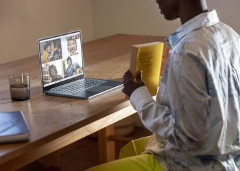 Microsoft Surface Laptop Go